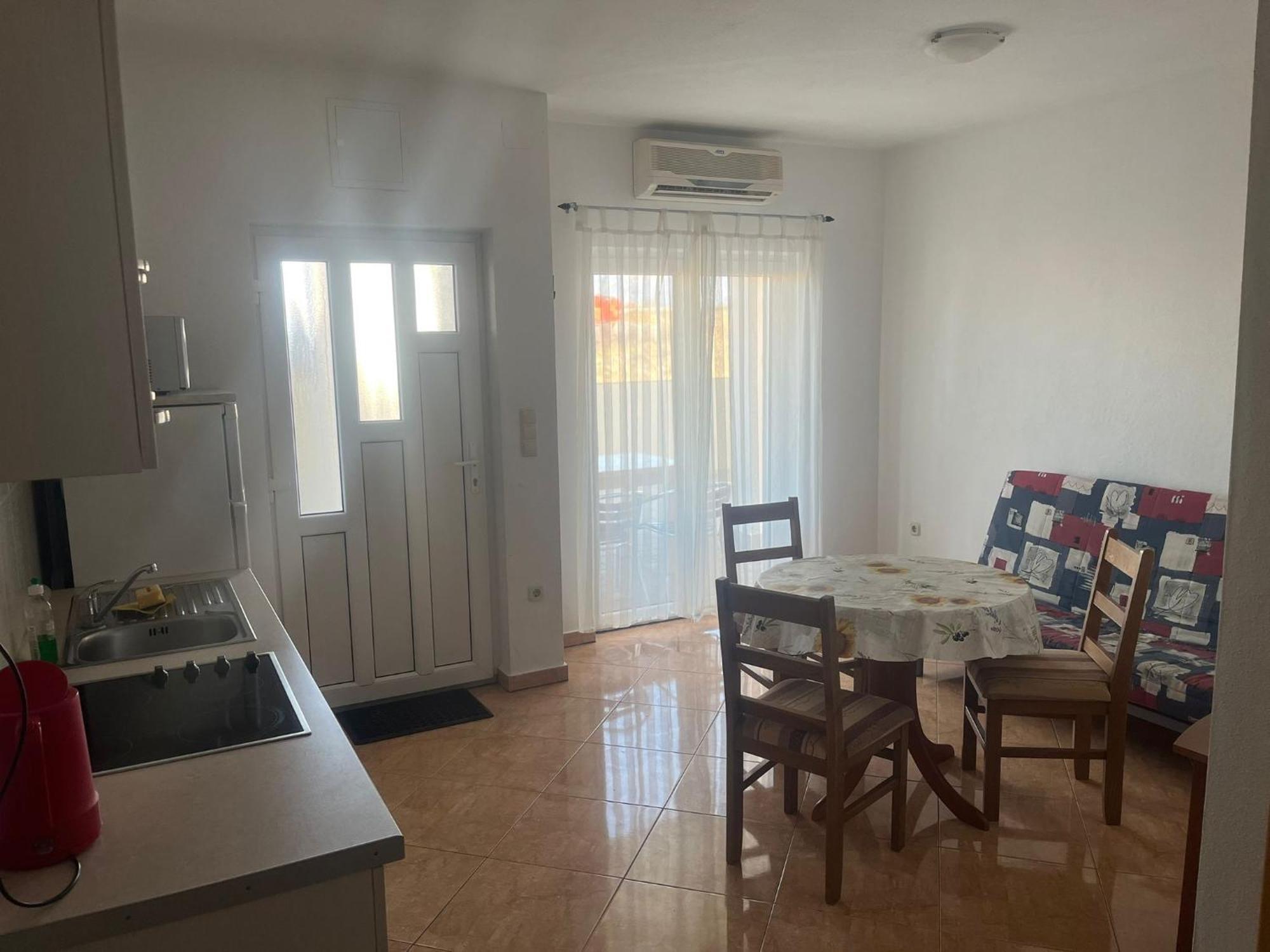פובליאנה Apartments Iva מראה חיצוני תמונה